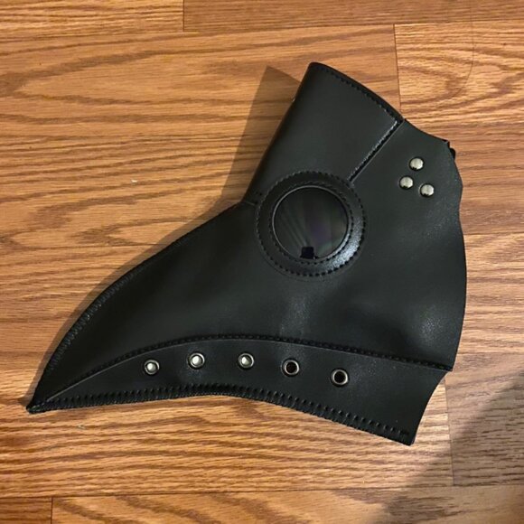 This is  a brand new Plague Doctor Cosplay Mask - Picture 1 of 3